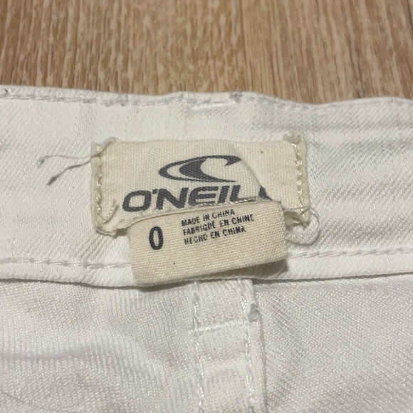 O’Neill White Denim Low Rise Short Shorts - Picture 7 of 7